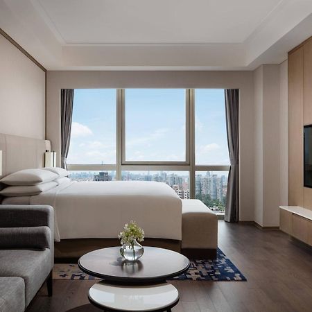Shanghai Marriott Hotel Pudong East - Only A 30 Minute Drive From Disney Exterior photo