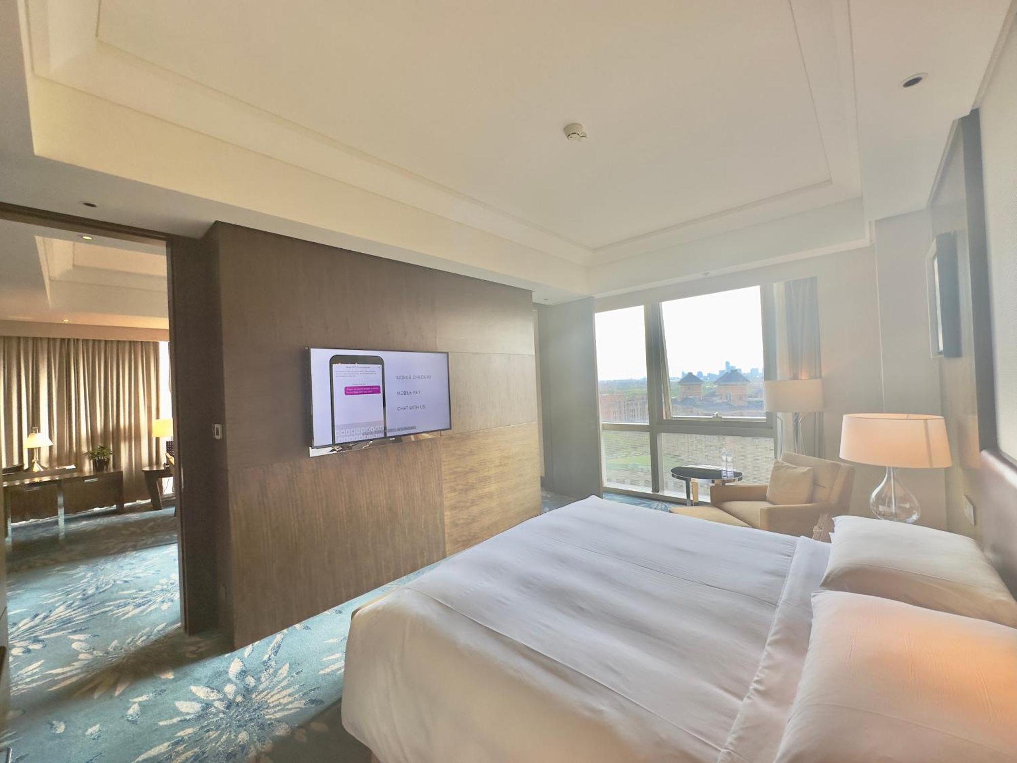 Shanghai Marriott Hotel Pudong East - Only A 30 Minute Drive From Disney Exterior photo