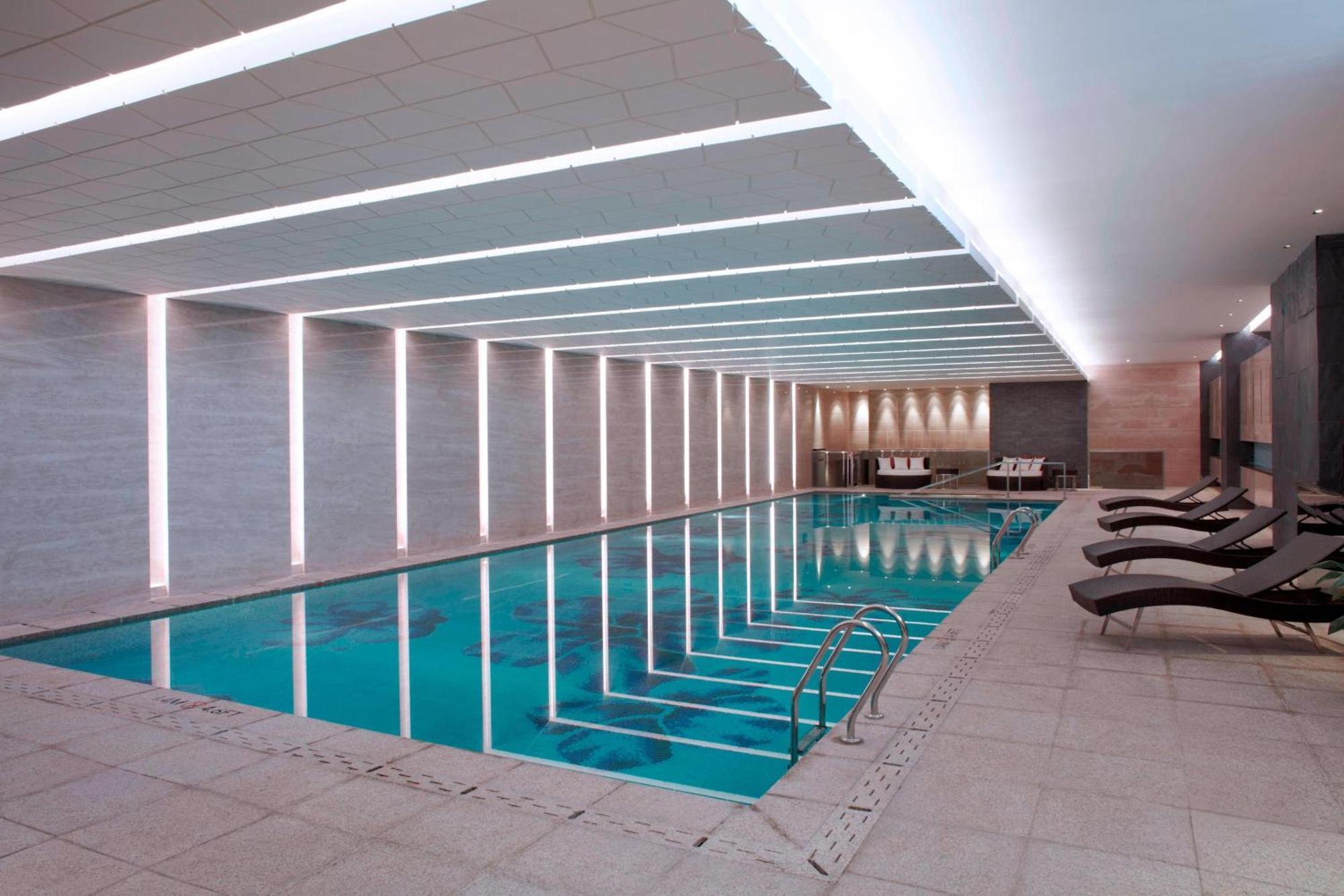 Shanghai Marriott Hotel Pudong East - Only A 30 Minute Drive From Disney Exterior photo