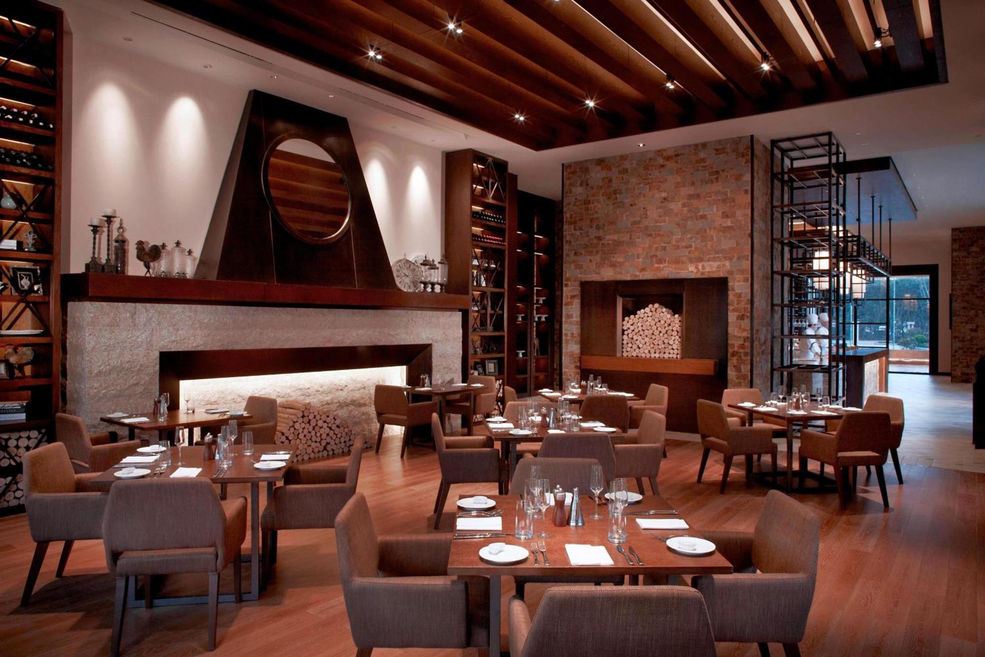 Shanghai Marriott Hotel Pudong East - Only A 30 Minute Drive From Disney Exterior photo