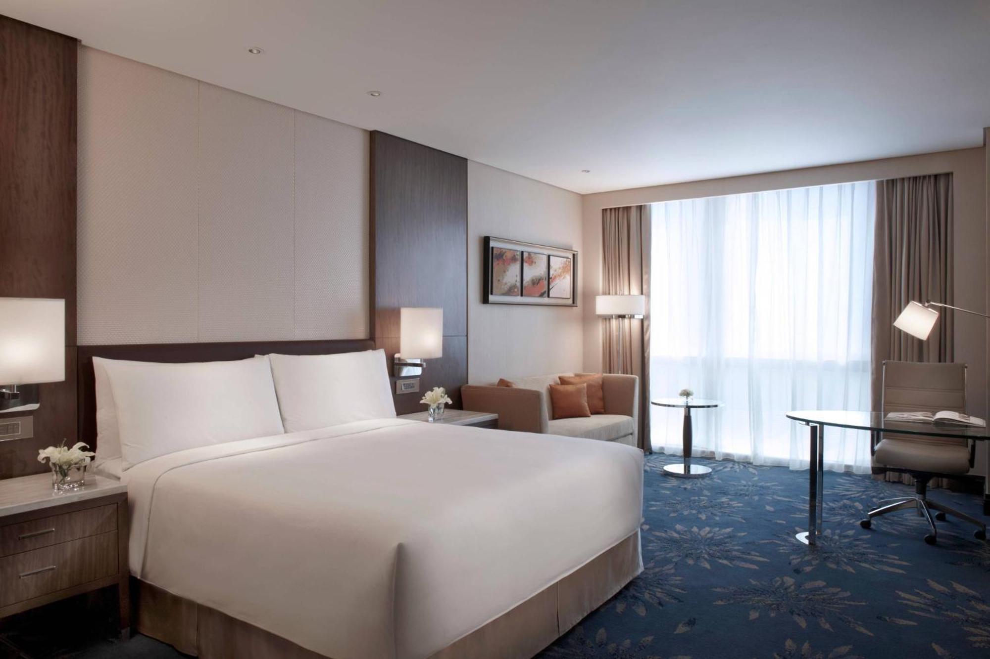 Shanghai Marriott Hotel Pudong East - Only A 30 Minute Drive From Disney Exterior photo