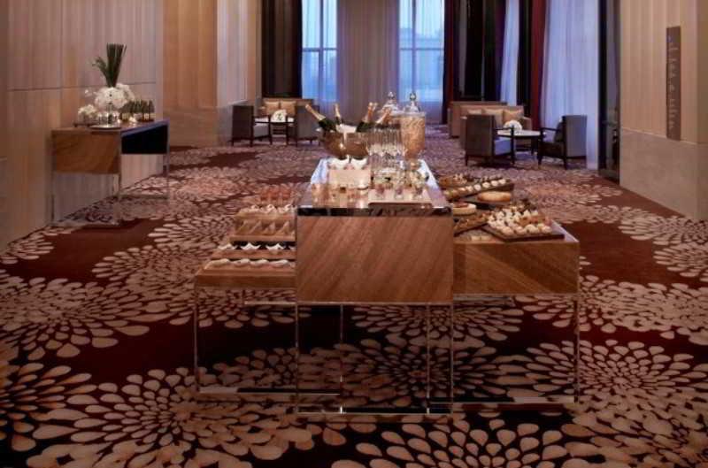 Shanghai Marriott Hotel Pudong East - Only A 30 Minute Drive From Disney Exterior photo