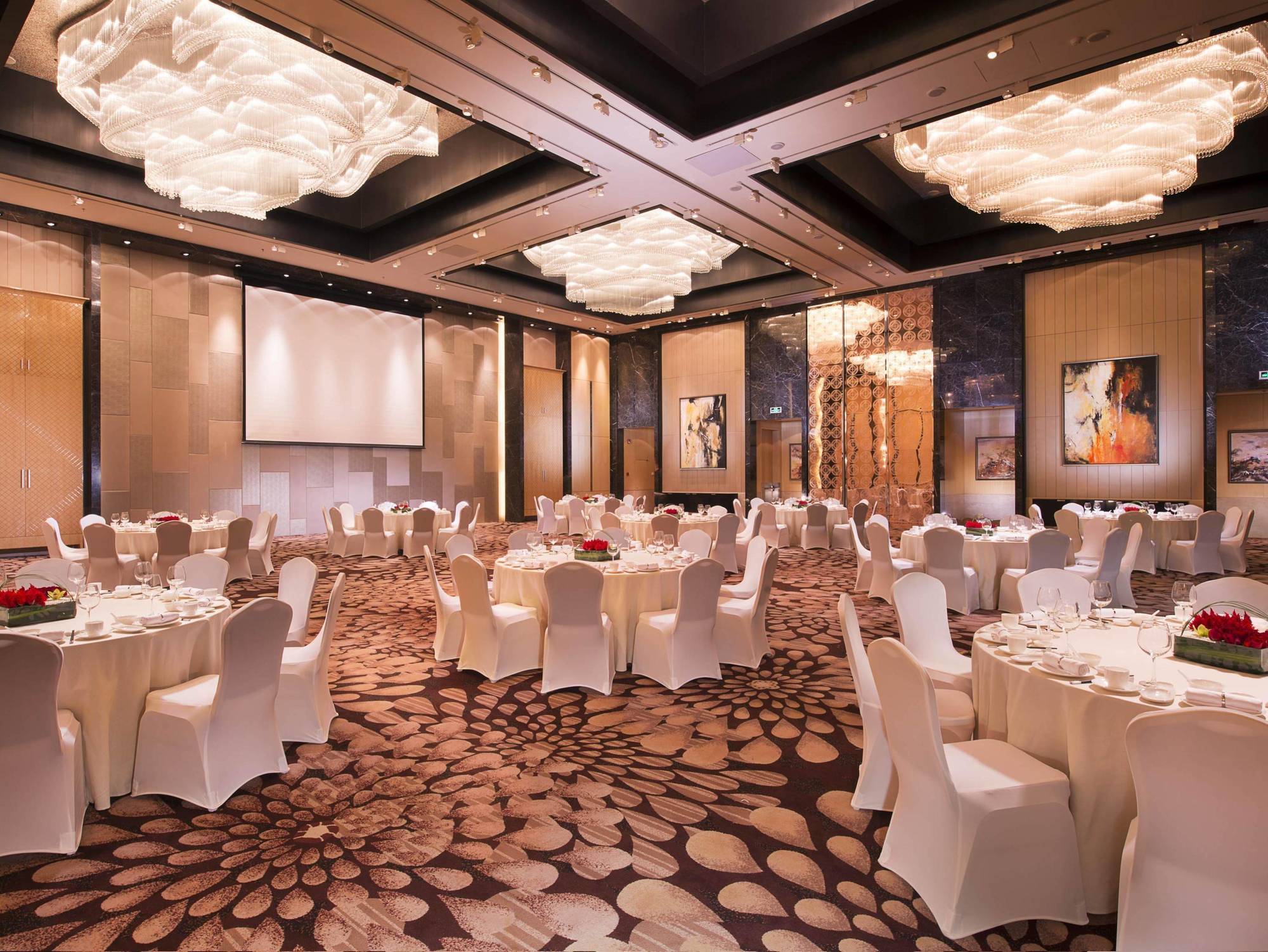 Shanghai Marriott Hotel Pudong East - Only A 30 Minute Drive From Disney Exterior photo