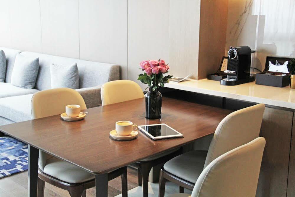 Shanghai Marriott Hotel Pudong East - Only A 30 Minute Drive From Disney Exterior photo