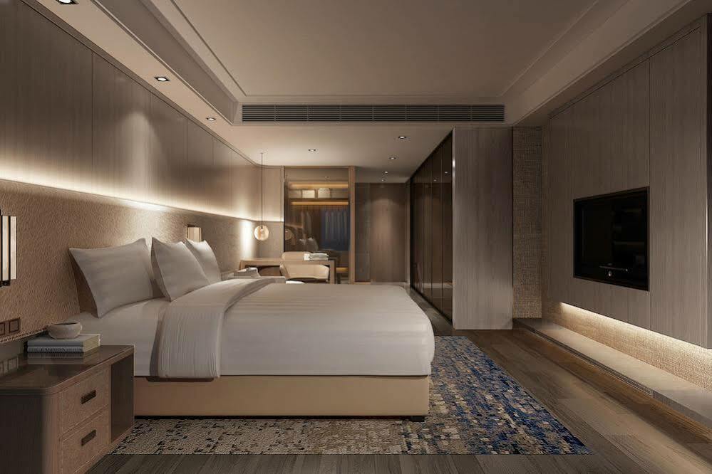 Shanghai Marriott Hotel Pudong East - Only A 30 Minute Drive From Disney Exterior photo